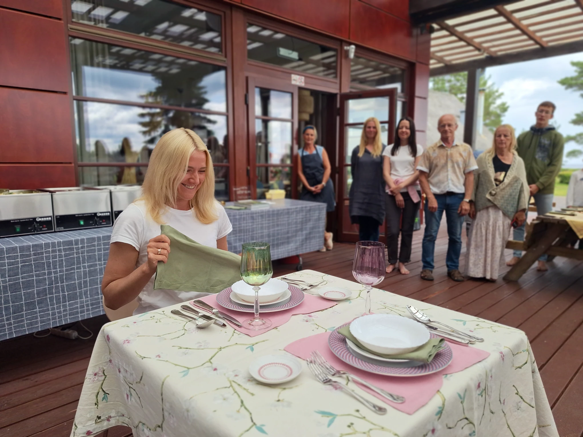 Uzvedības etiķete un galda kultūra